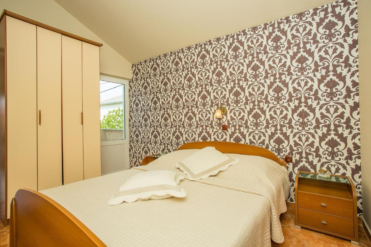 Apartments Nada Palit Kültér fotó