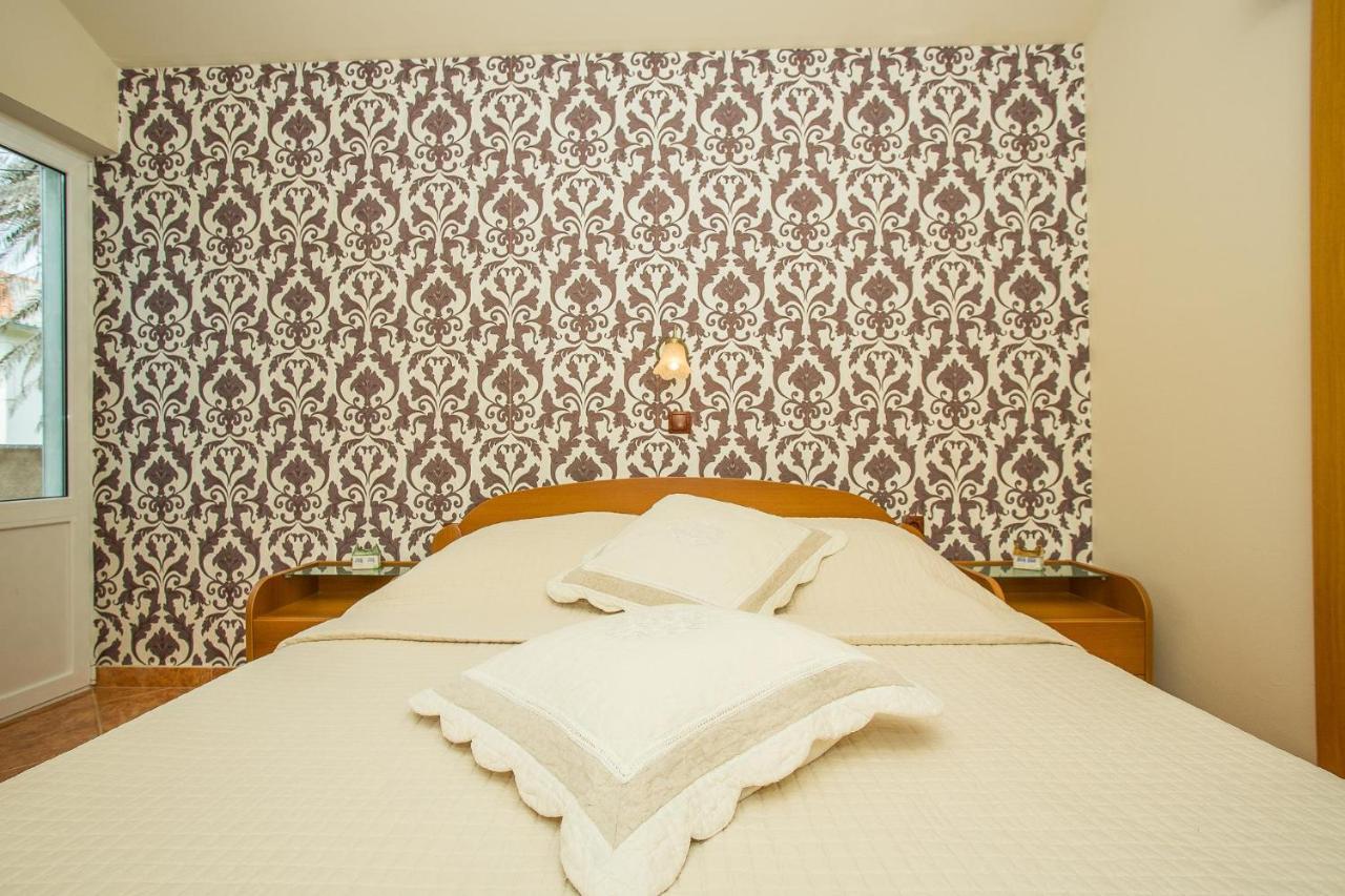 Apartments Nada Palit Kültér fotó
