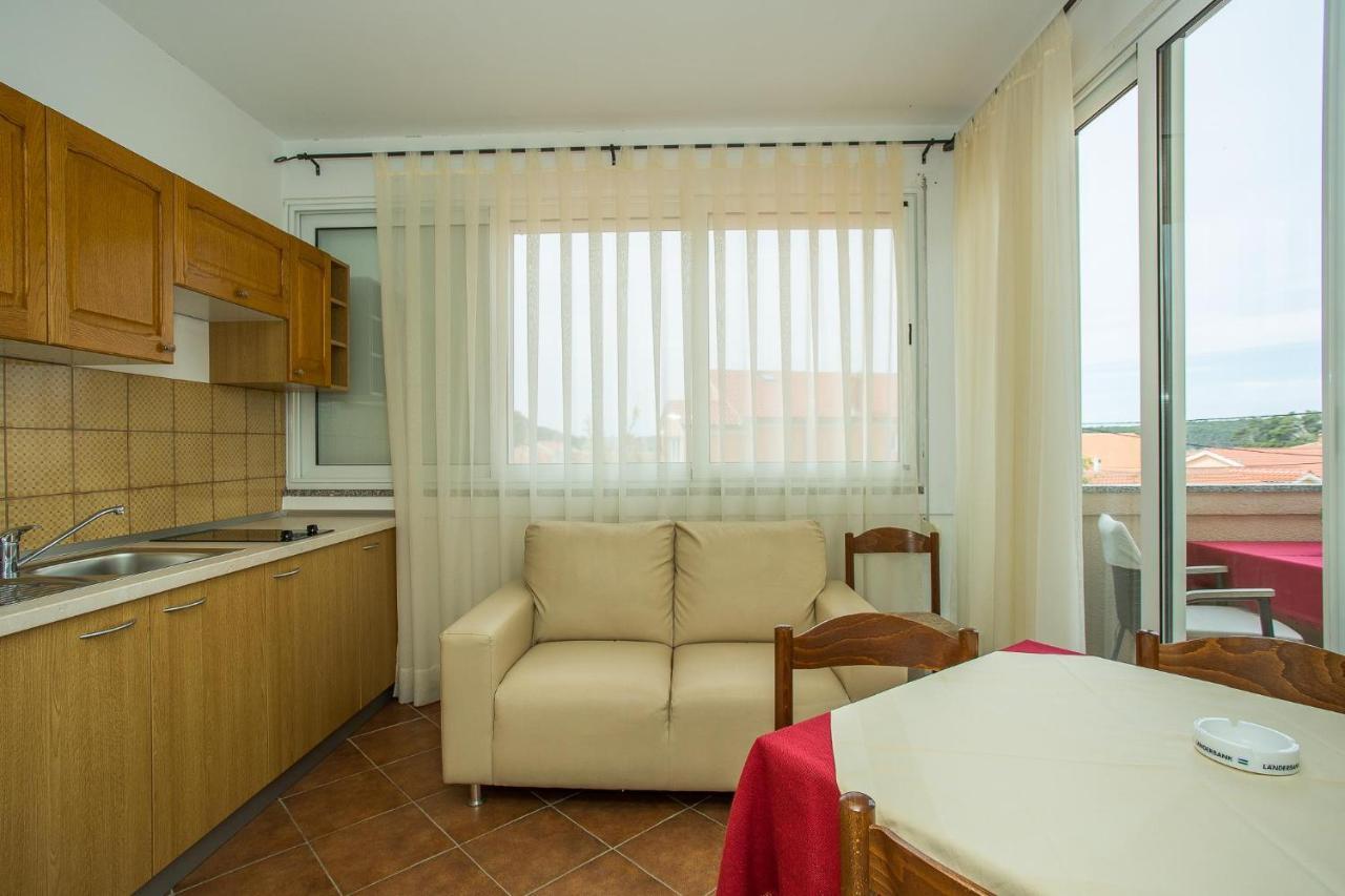 Apartments Nada Palit Kültér fotó