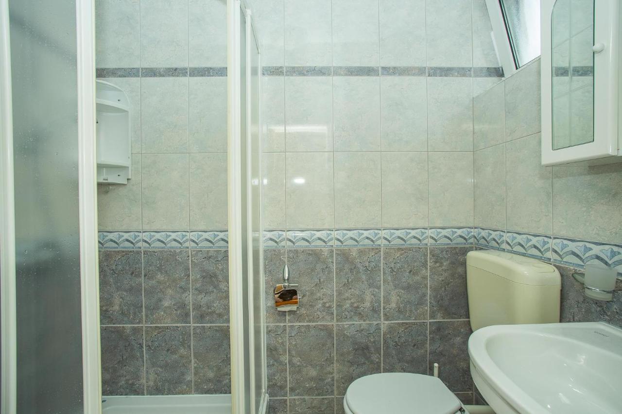 Apartments Nada Palit Kültér fotó